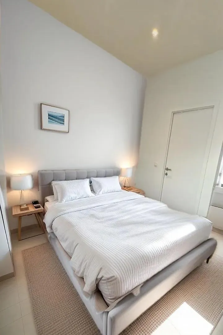 Station 173 B Bruxelles-Charleroi-Airport Apartment